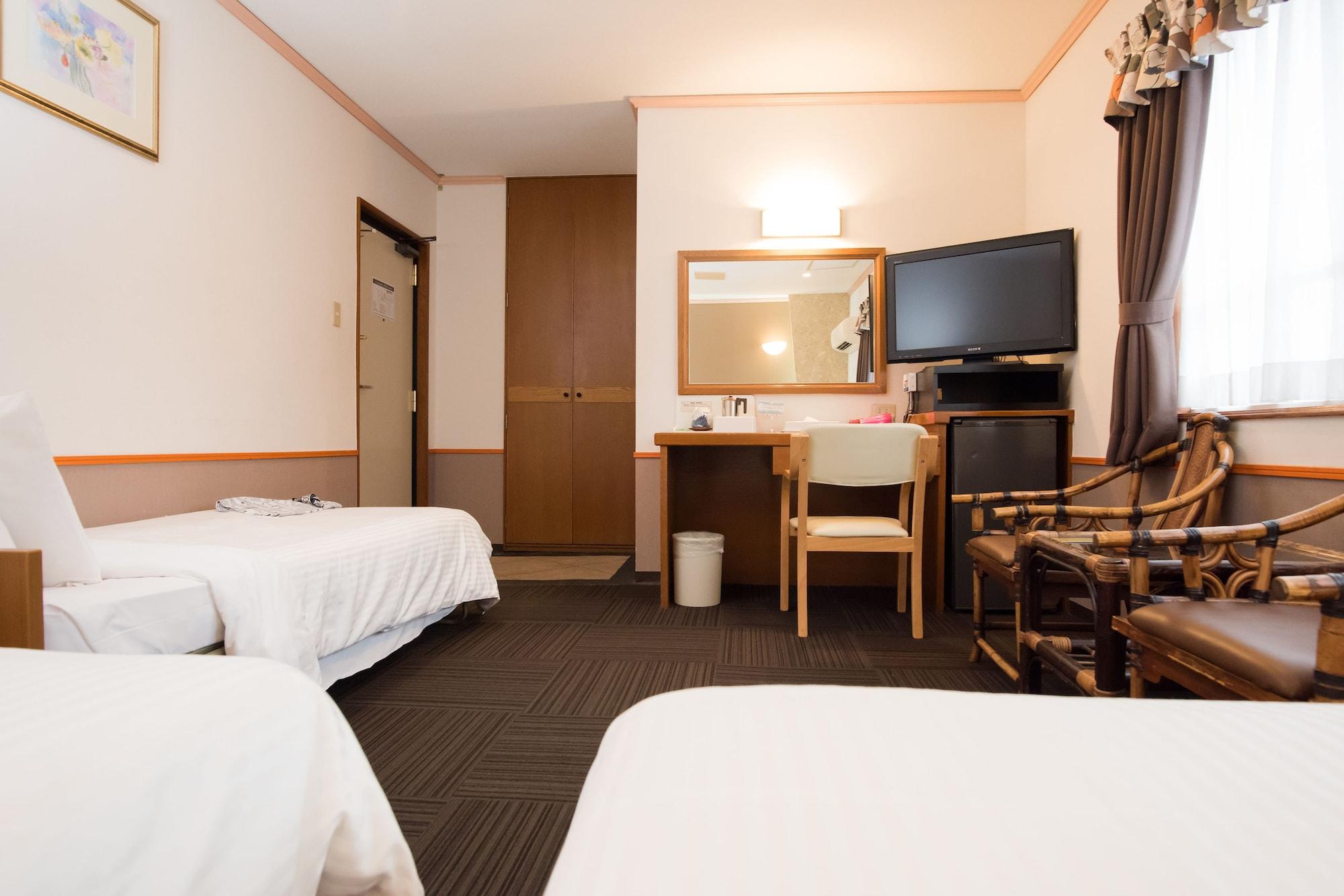 Crown Hotel Okinawa Exterior photo