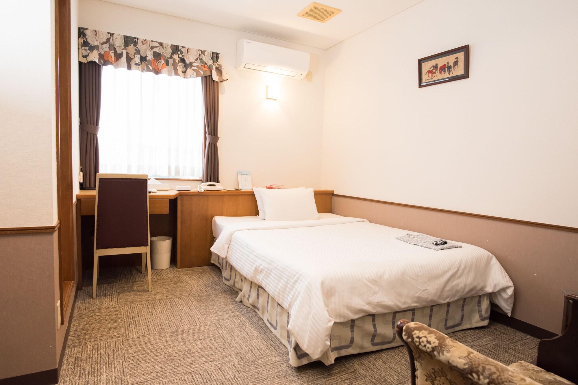 Crown Hotel Okinawa Exterior photo