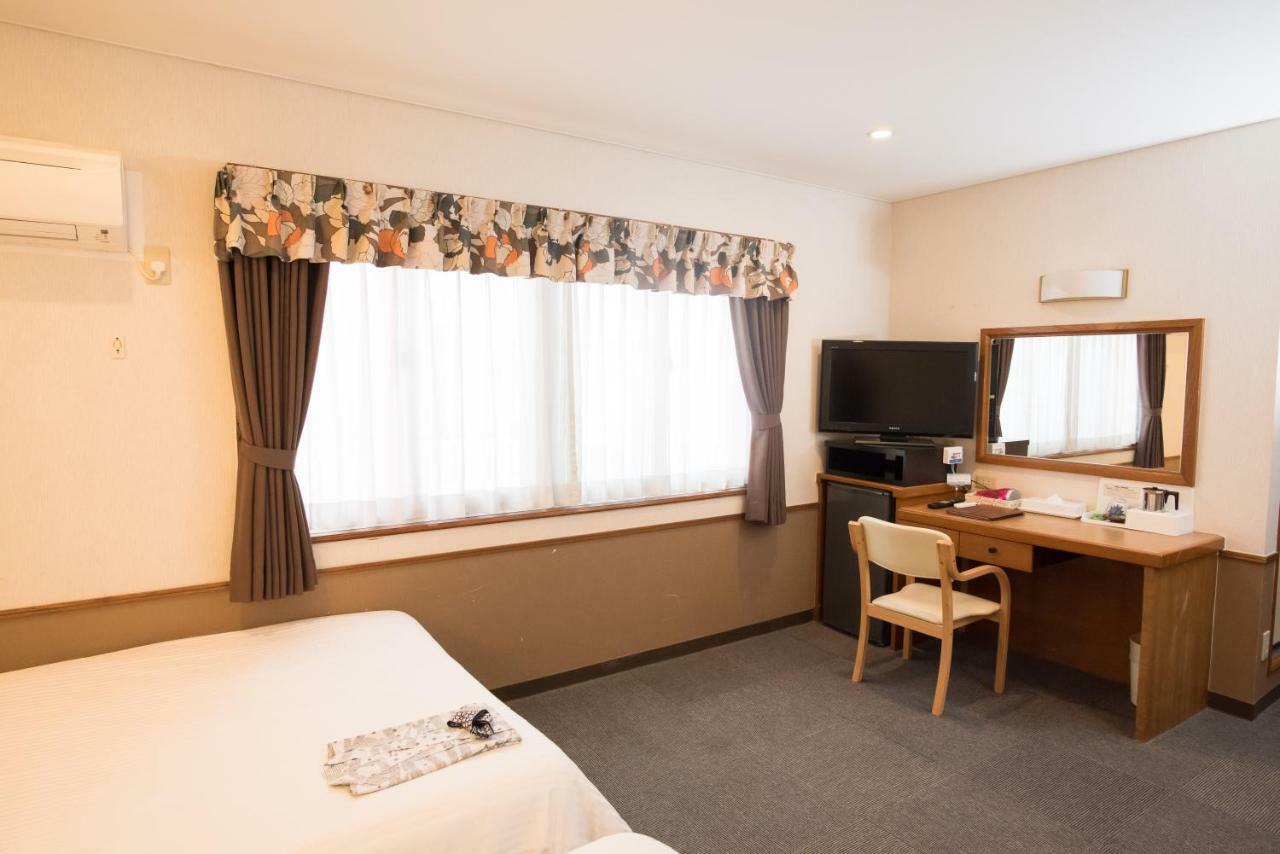 Crown Hotel Okinawa Exterior photo